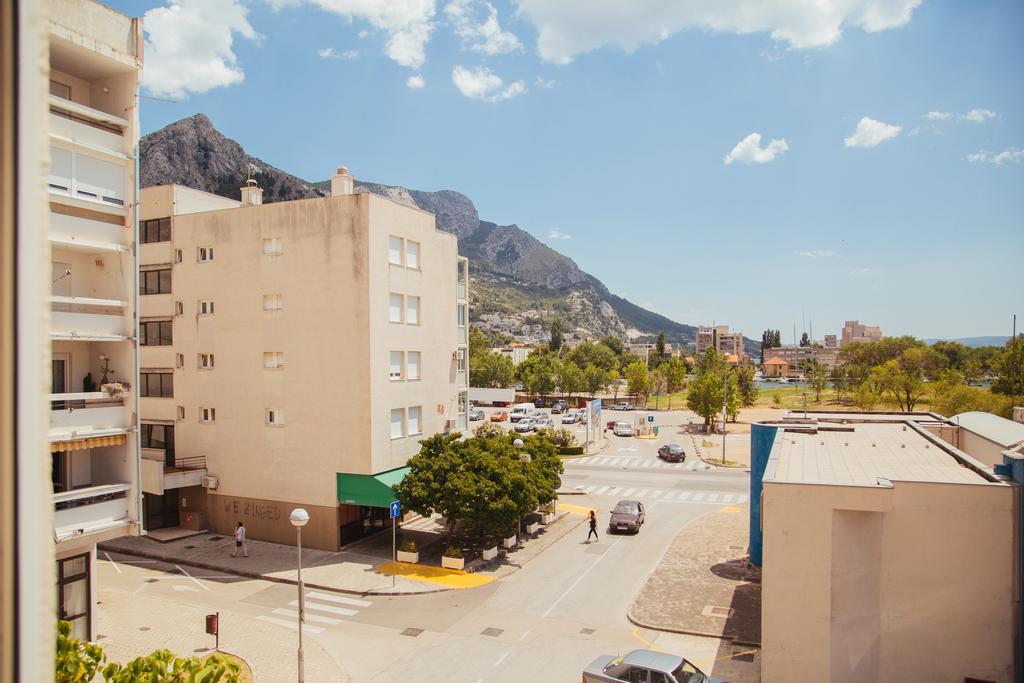 Apartment Bozic Omis Exterior photo